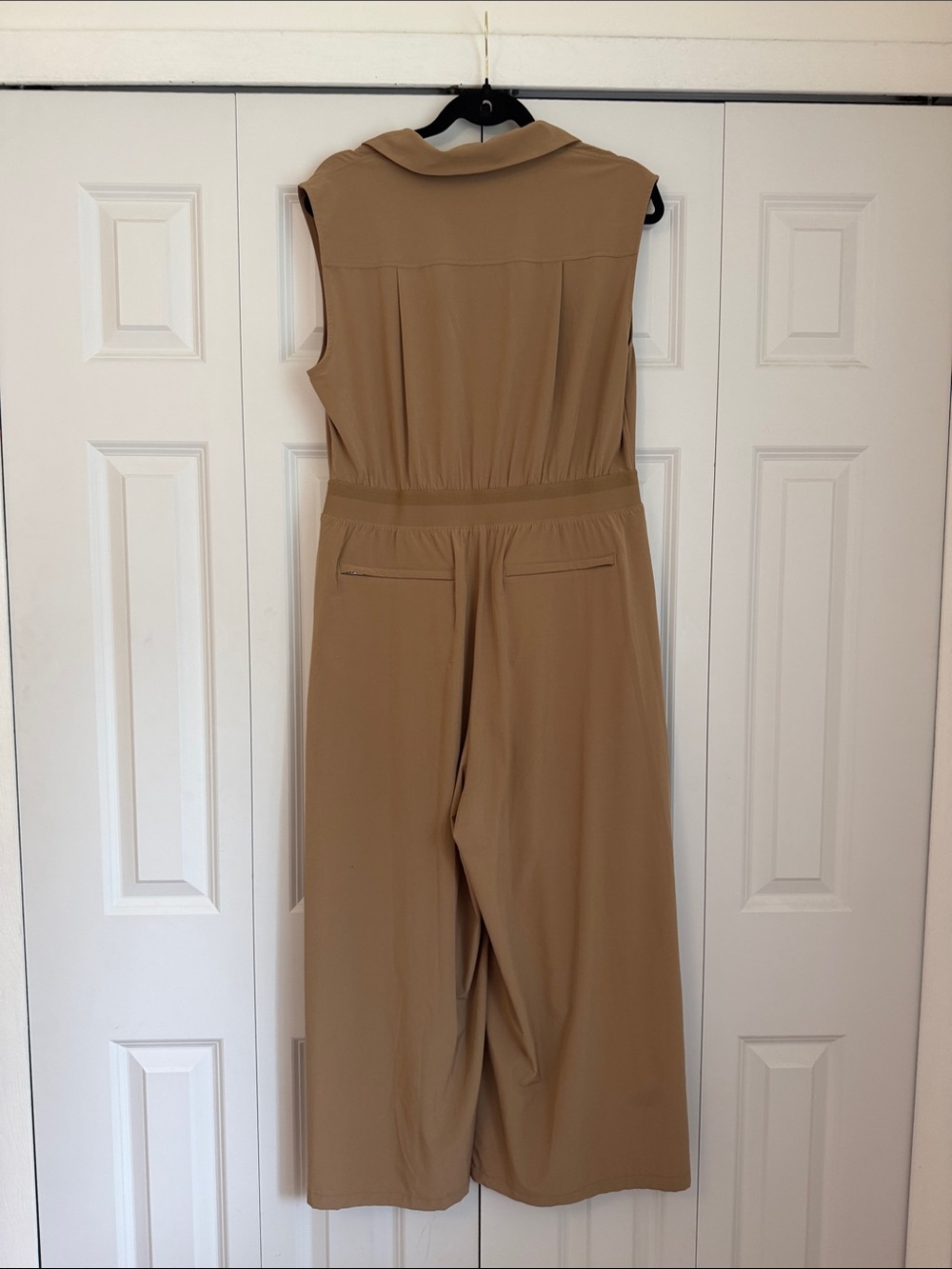 Athleta Tan Sleeveless Zip-Front Cropped Jumpsuit - Picture 4 of 4